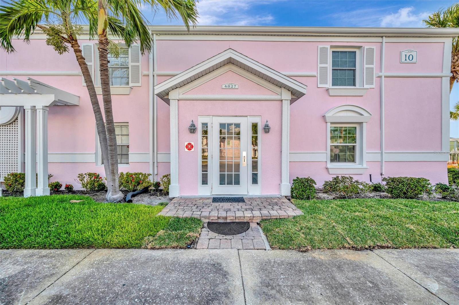 4827 COQUINA KEY DRIVE SE B