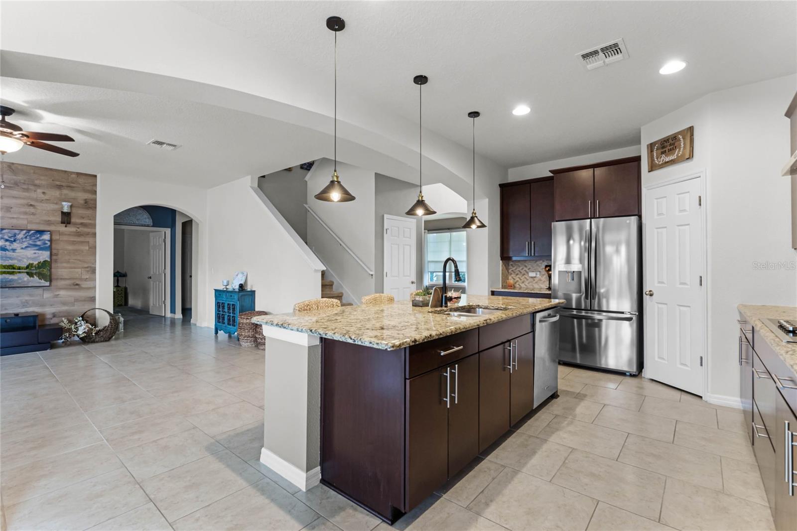 LESTER RIDGE - Residential