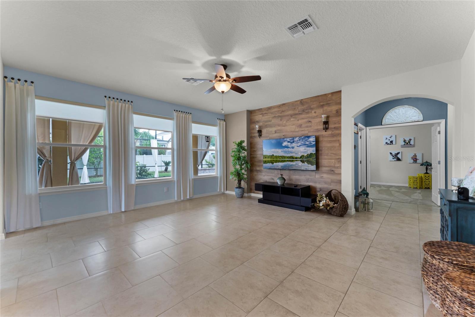 LESTER RIDGE - Residential