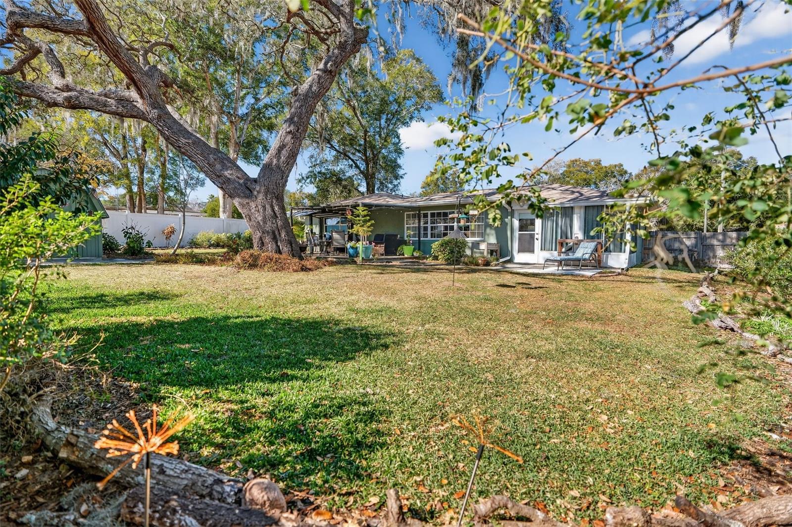 INVERNESS HIGHLANDS SOUTH - Residential