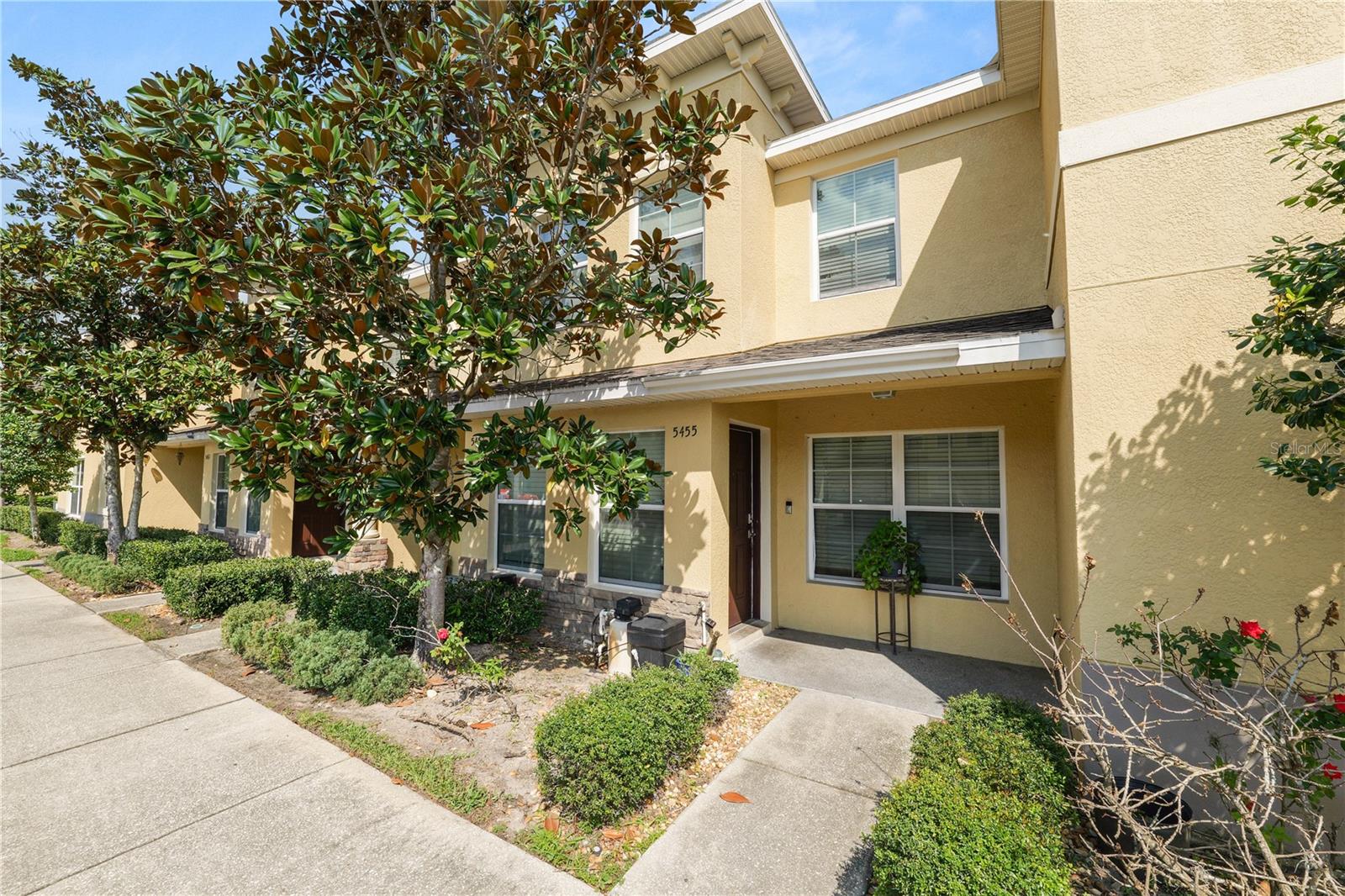 COBBLESTONE LANDING TWNHMS CONDO - Residential