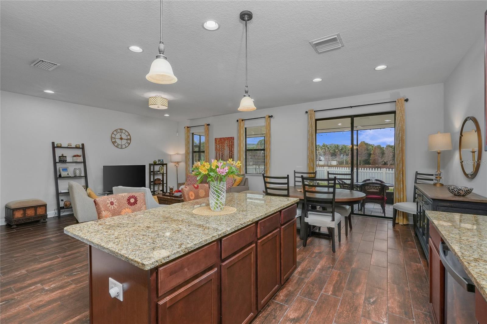 CHANDLER WOODS - Residential