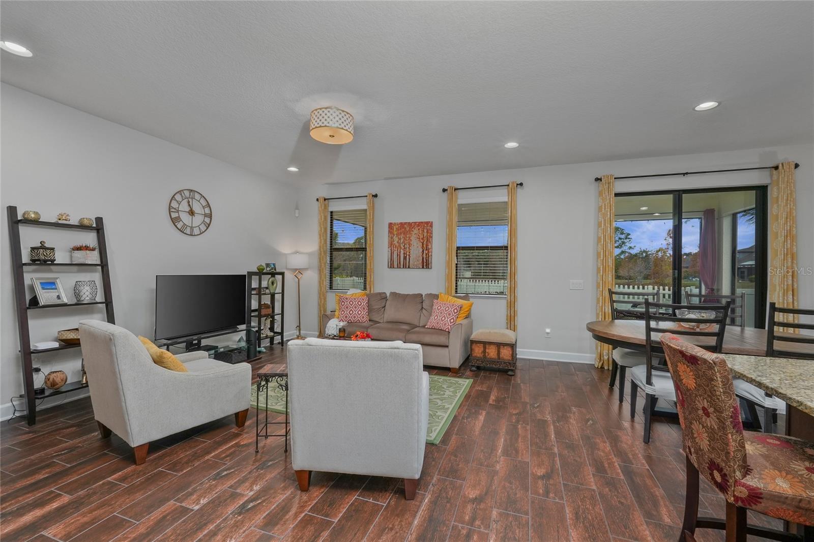 CHANDLER WOODS - Residential