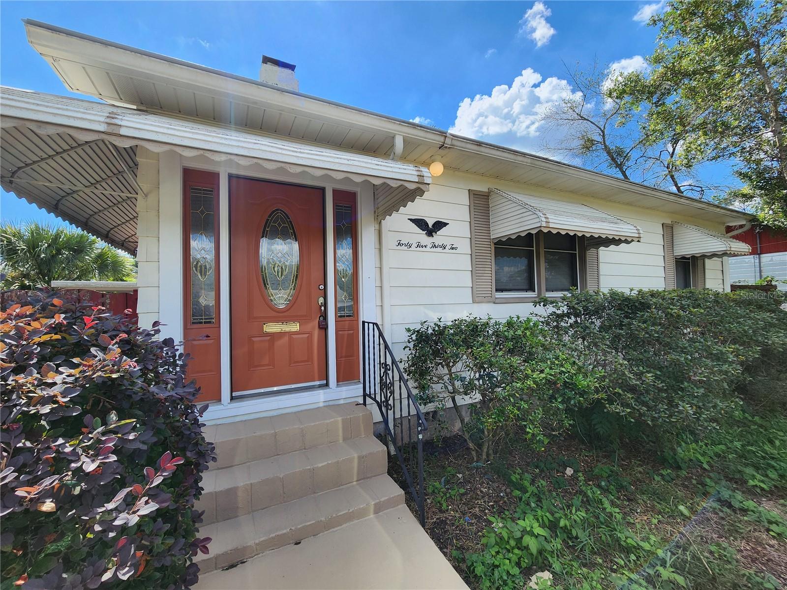 LAKE SIDE PARK - Residential Lease