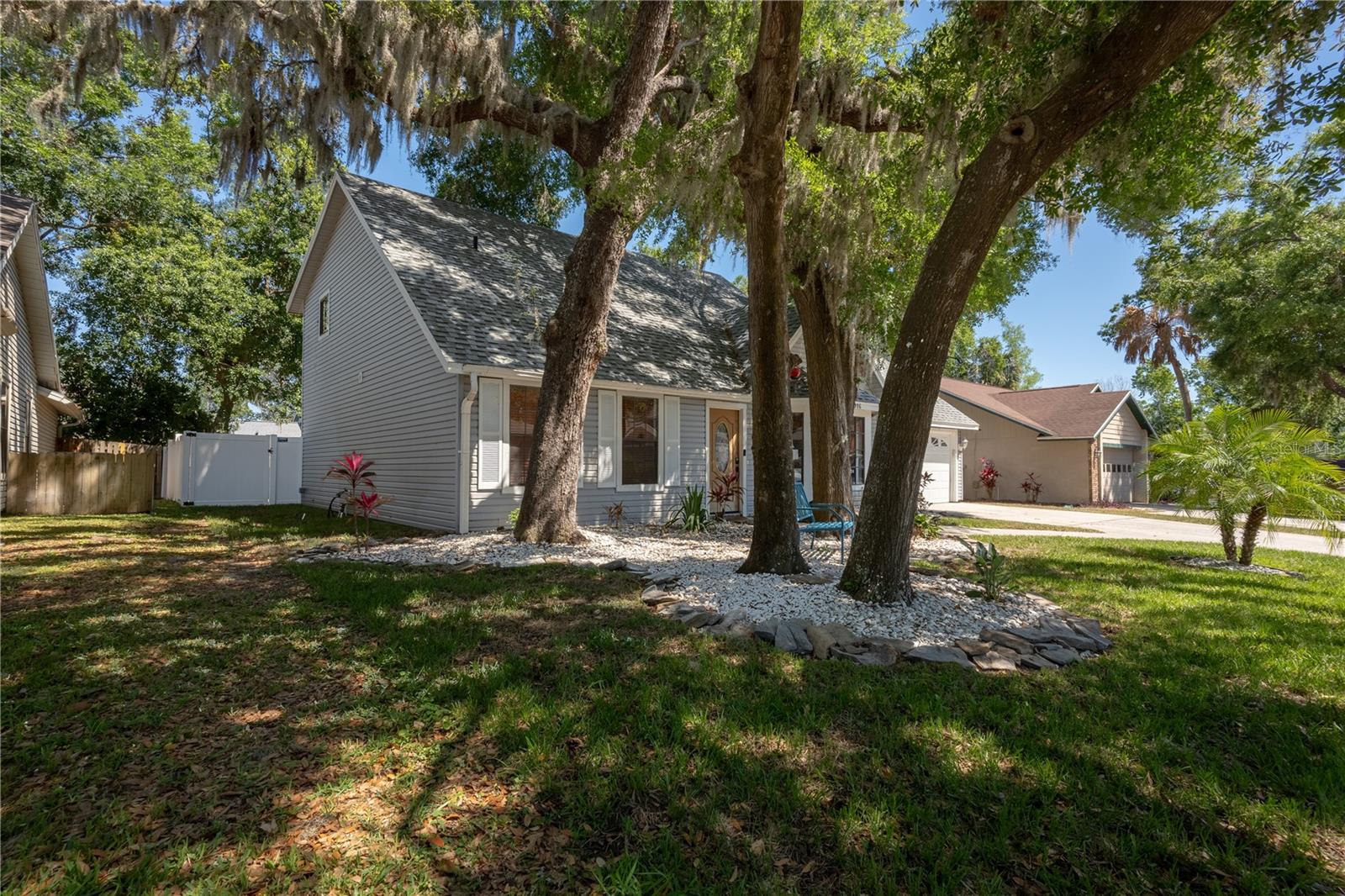 1916 RIVER CROSSING DRIVE