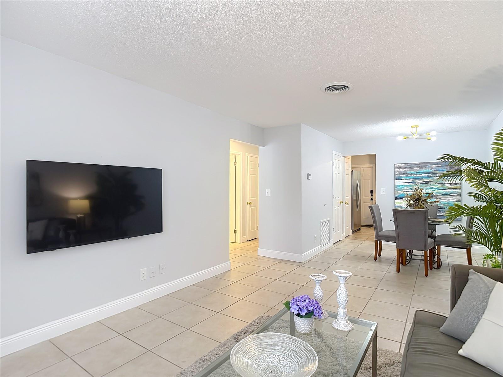 NORTH ST PETERSBURG BLK 12 REV REP - Residential Lease