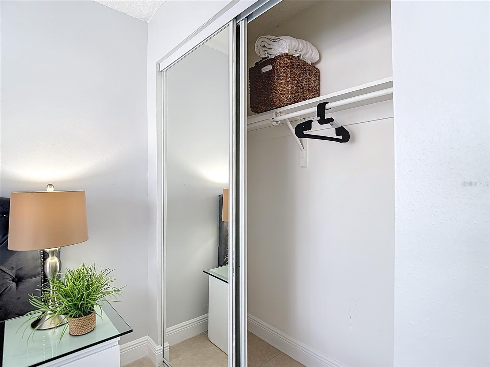 NORTH ST PETERSBURG BLK 12 REV REP - Residential Lease