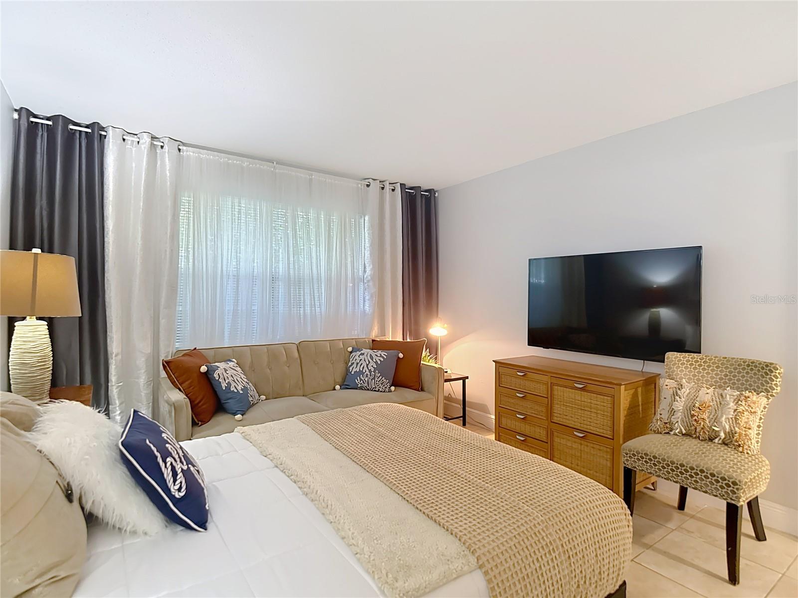 NORTH ST PETERSBURG BLK 12 REV REP - Residential Lease