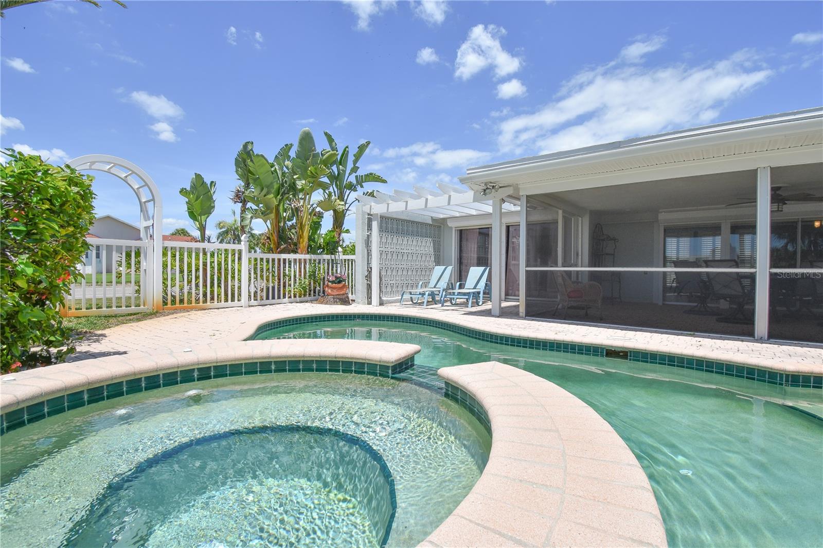 290 MONTE CRISTO BOULEVARD