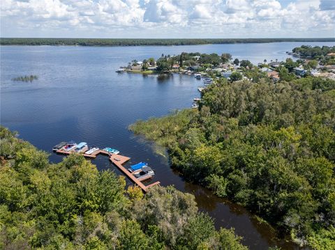 A home in PALM HARBOR