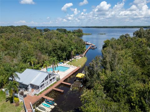 A home in PALM HARBOR