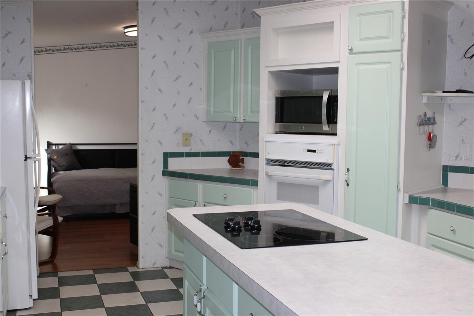 EDGEWATER LANDING PH 02 - Residential