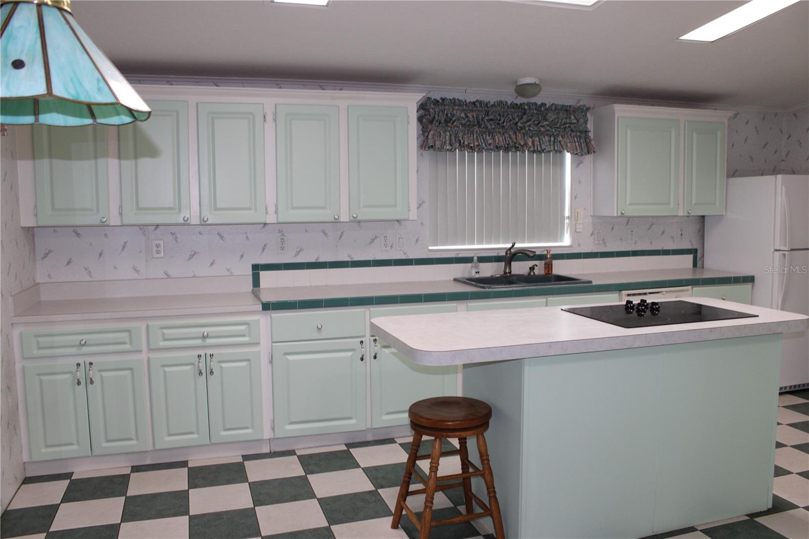 EDGEWATER LANDING PH 02 - Residential