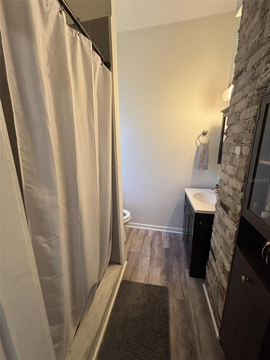 RIVERCREST - Residential Lease