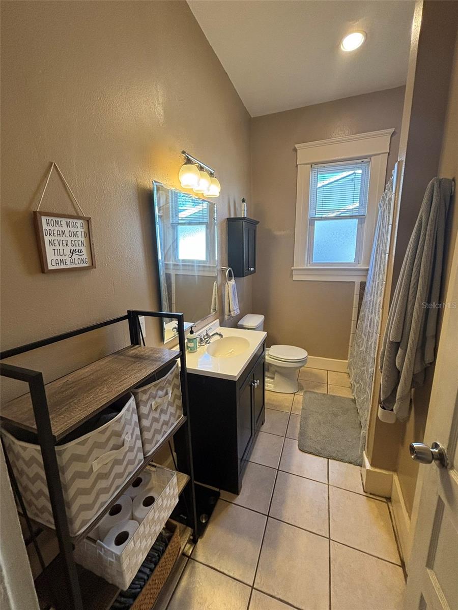 RIVERCREST - Residential Lease