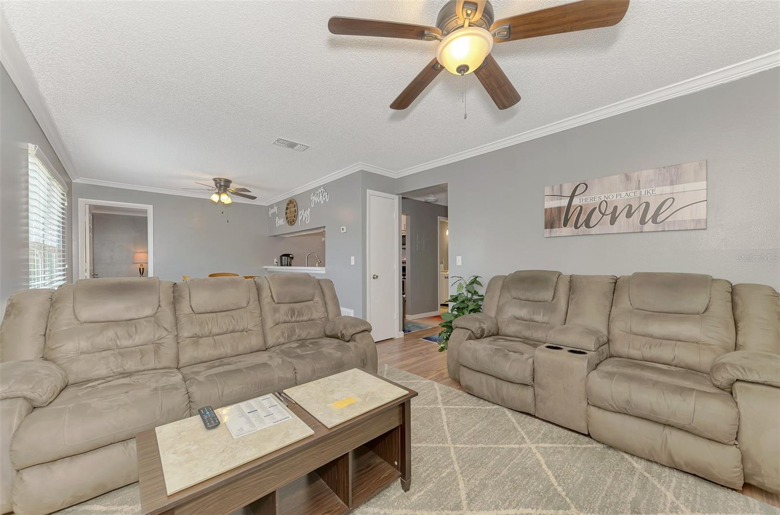 MIRROR LAKE CONDO SEC 3 - Residential