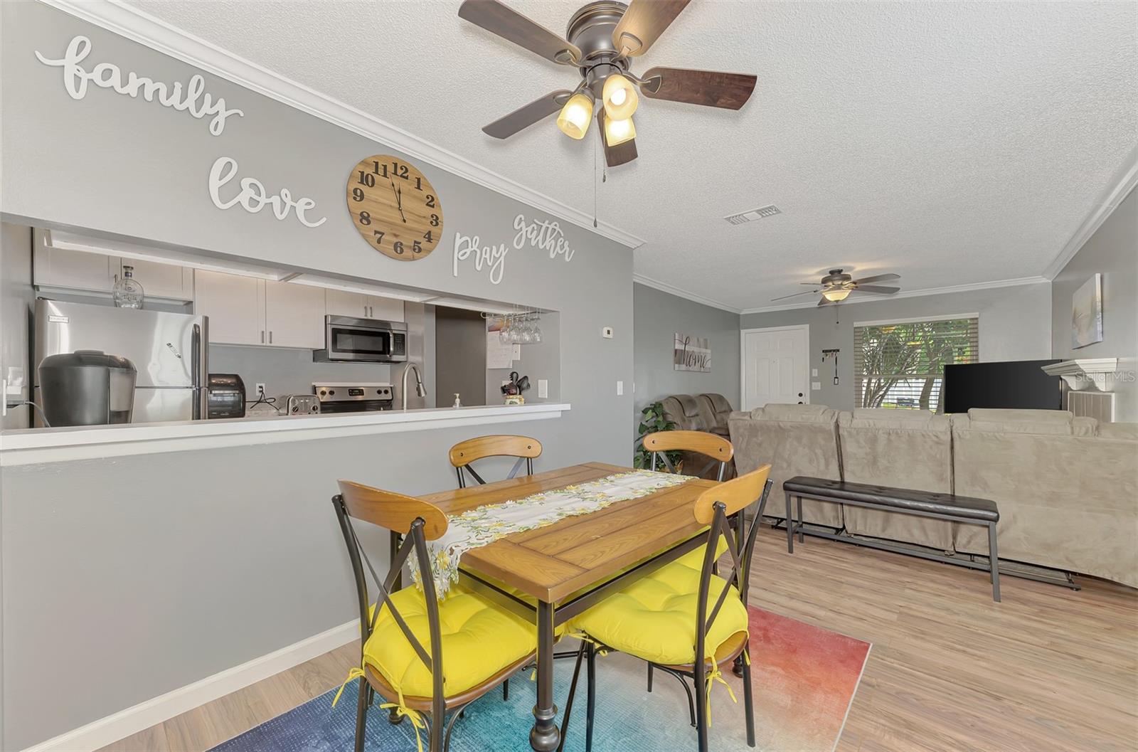 MIRROR LAKE CONDO SEC 3 - Residential