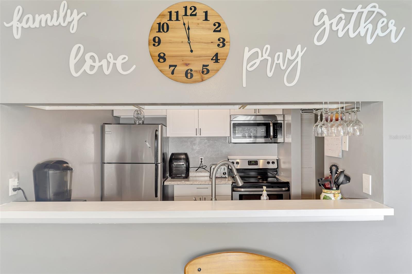 MIRROR LAKE CONDO SEC 3 - Residential