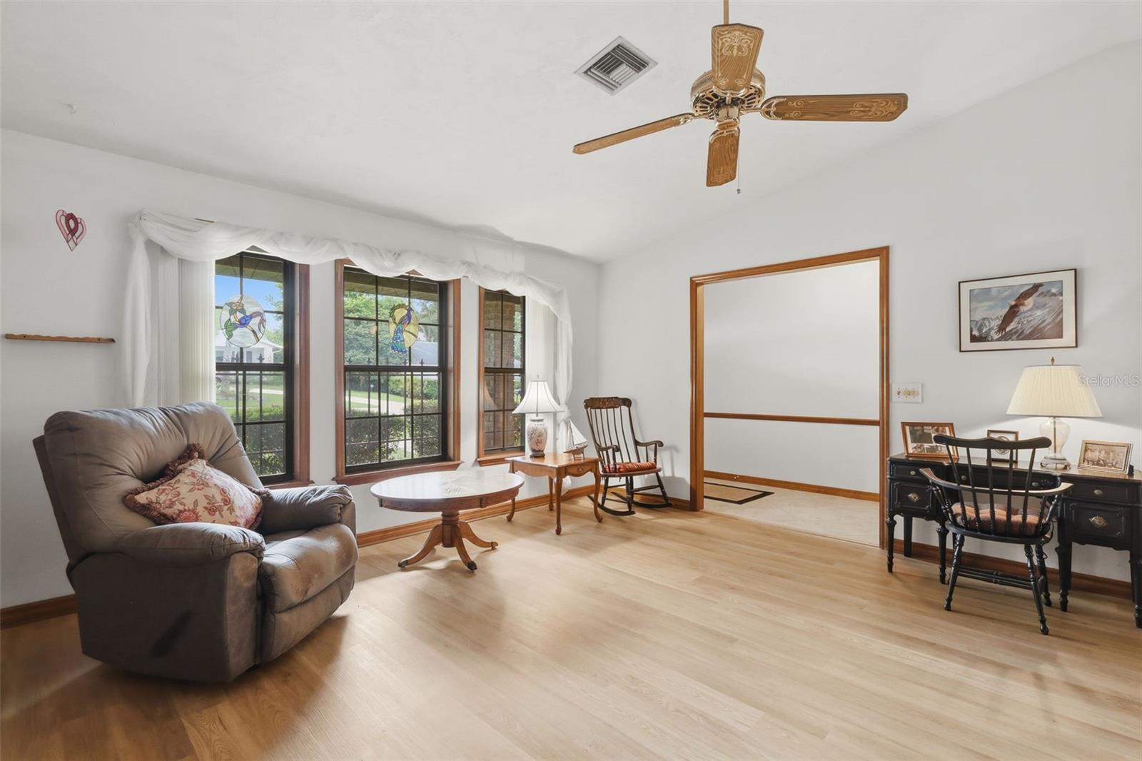 COUNTRY CLUB ESTATES - Residential