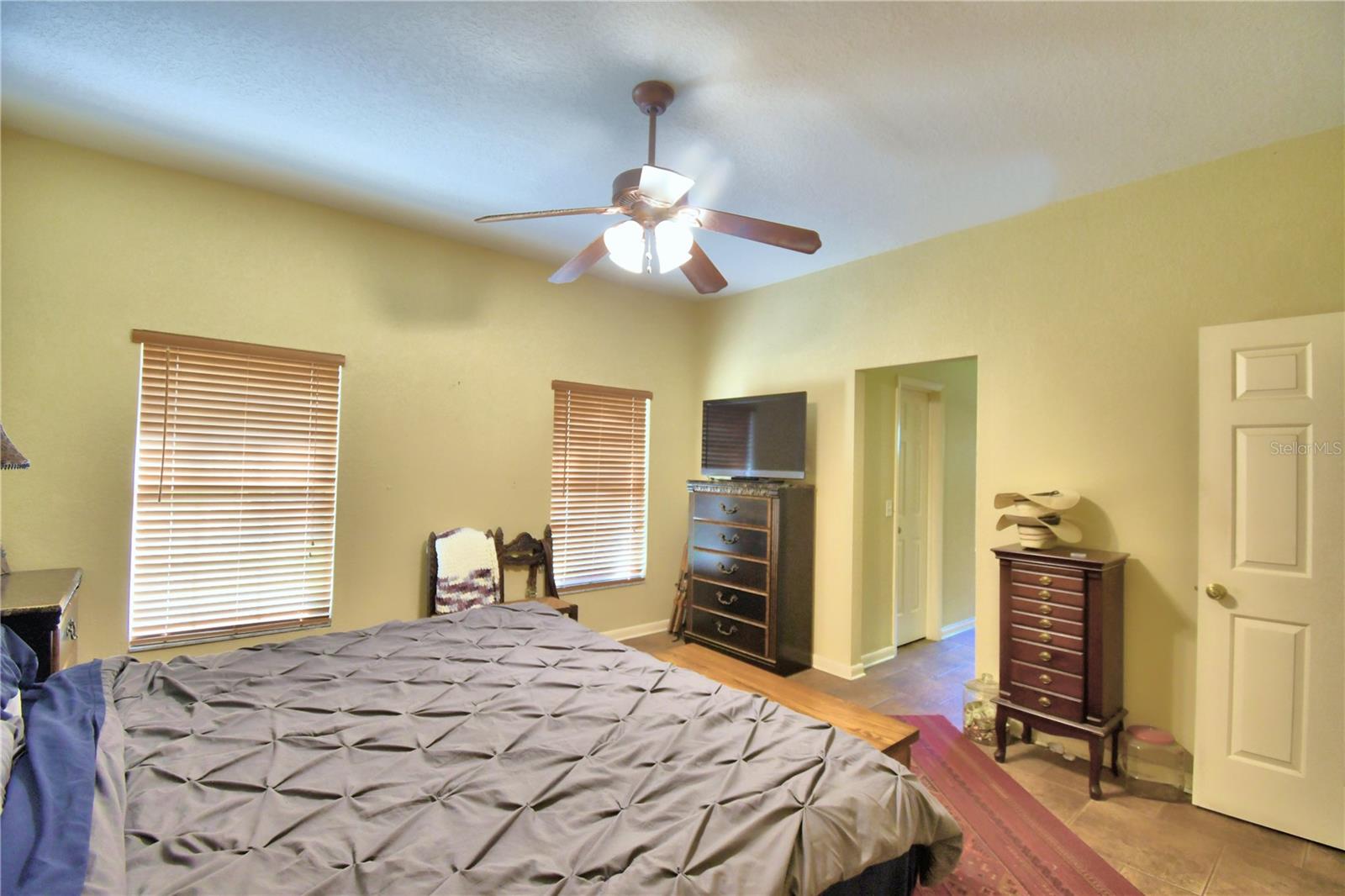 HAMILTON MEADOWS - Residential