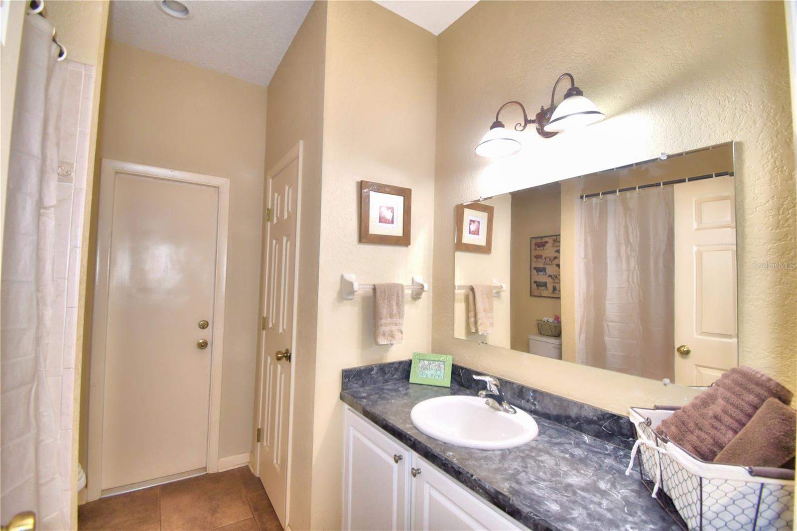 HAMILTON MEADOWS - Residential