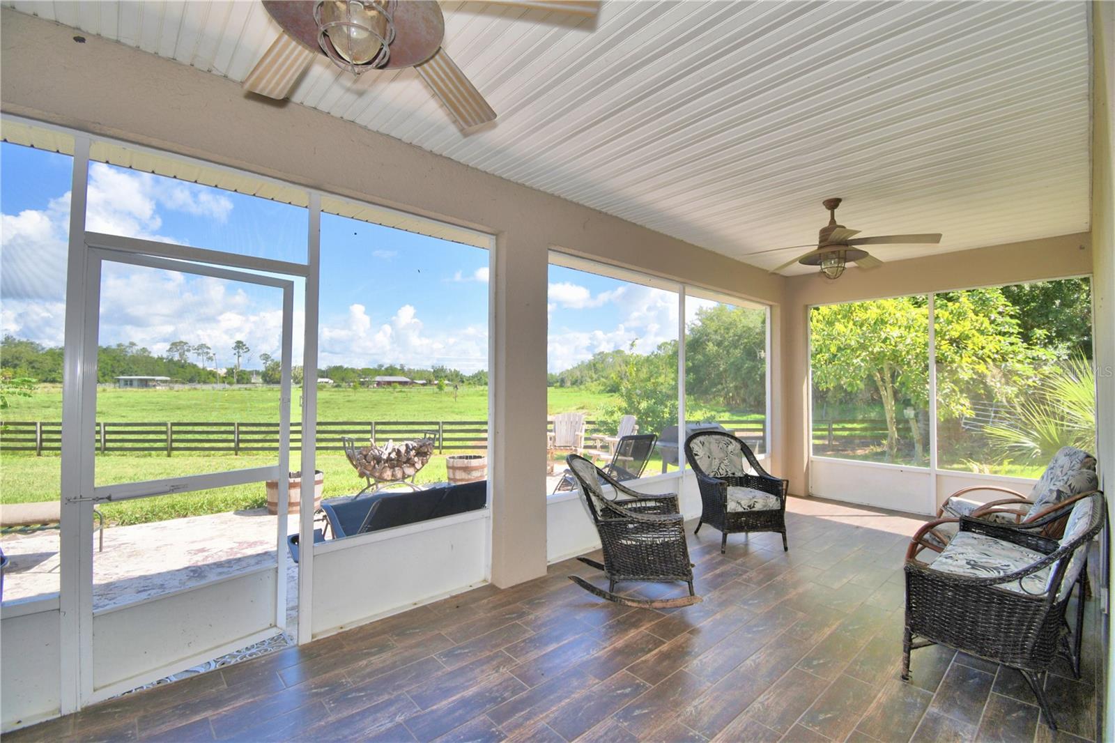 HAMILTON MEADOWS - Residential