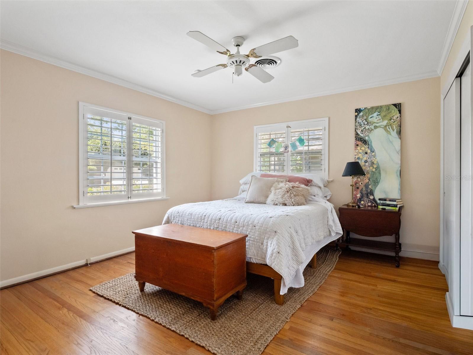 JEWEL OAKS - Residential