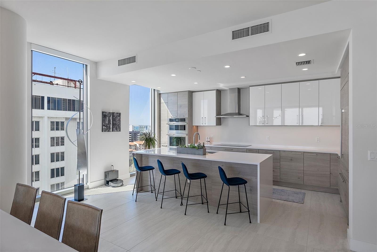 301 1ST STREET S 1201