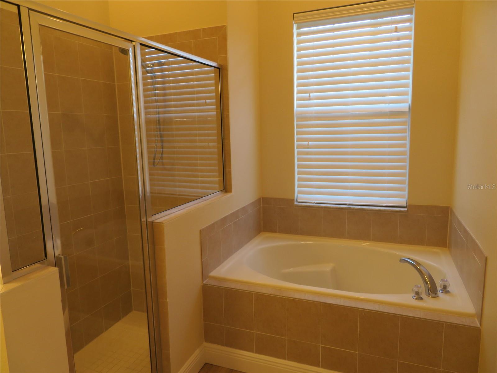 CLERMONT REGENCY HILLS PH 03 LT 67 PB 49 - Residential