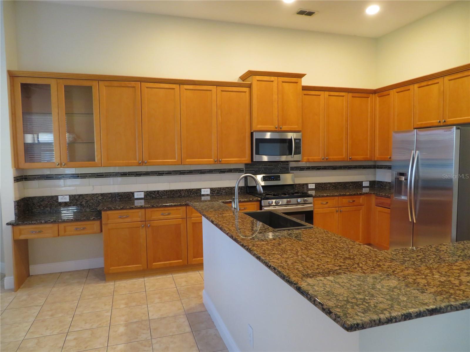 CLERMONT REGENCY HILLS PH 03 LT 67 PB 49 - Residential