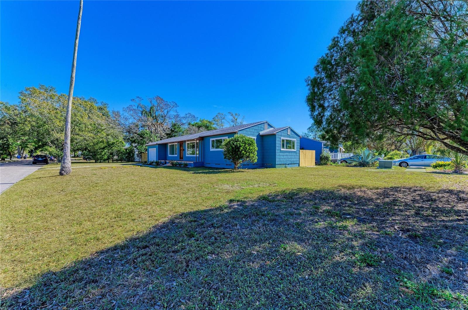 FLORAL VILLA ESTATES REP - Residential