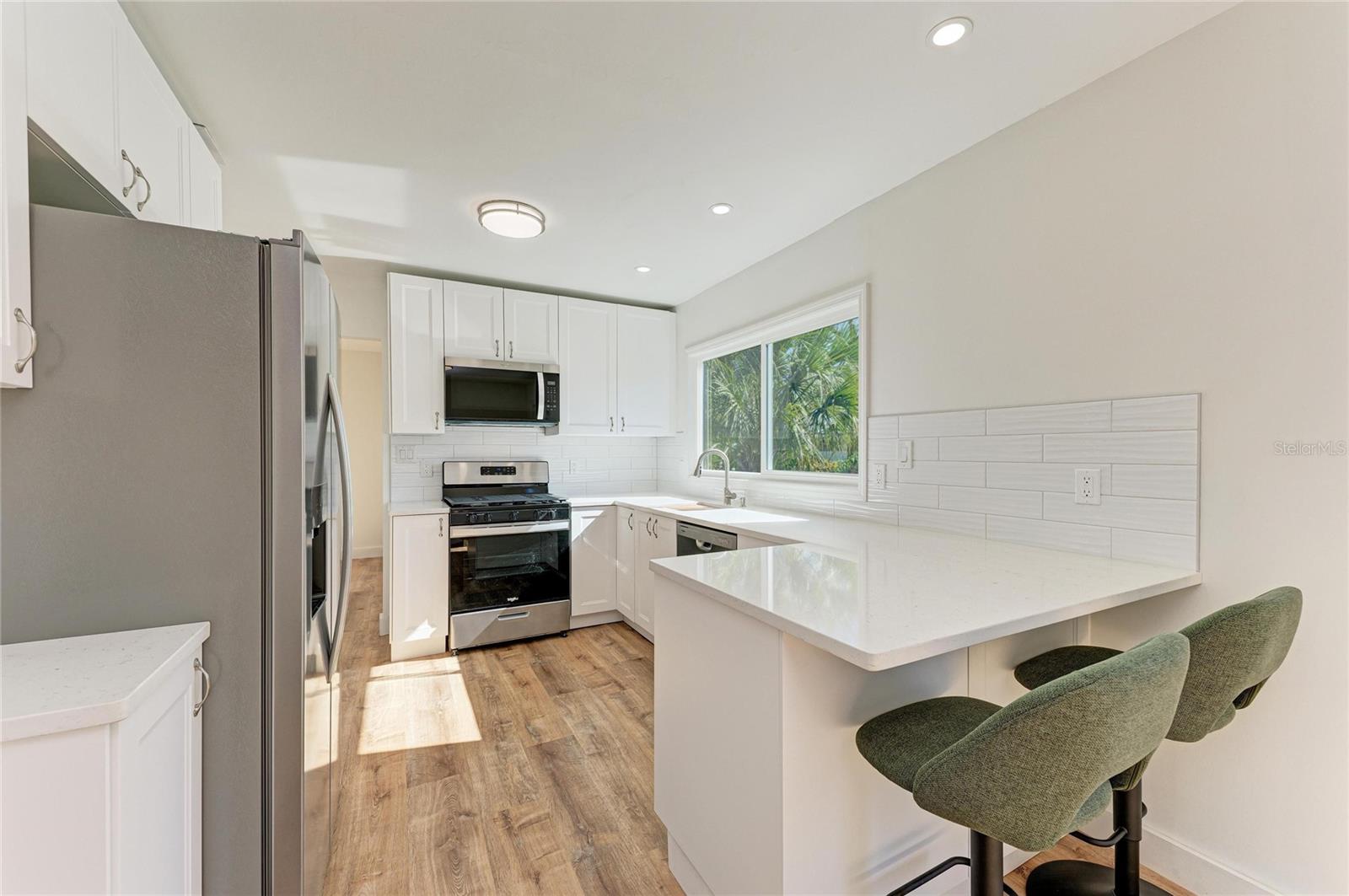 FLORAL VILLA ESTATES REP - Residential