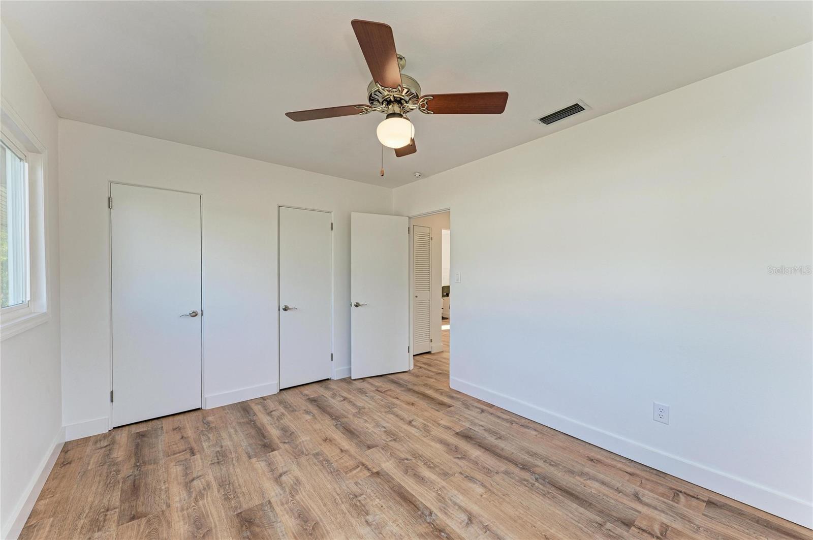 FLORAL VILLA ESTATES REP - Residential