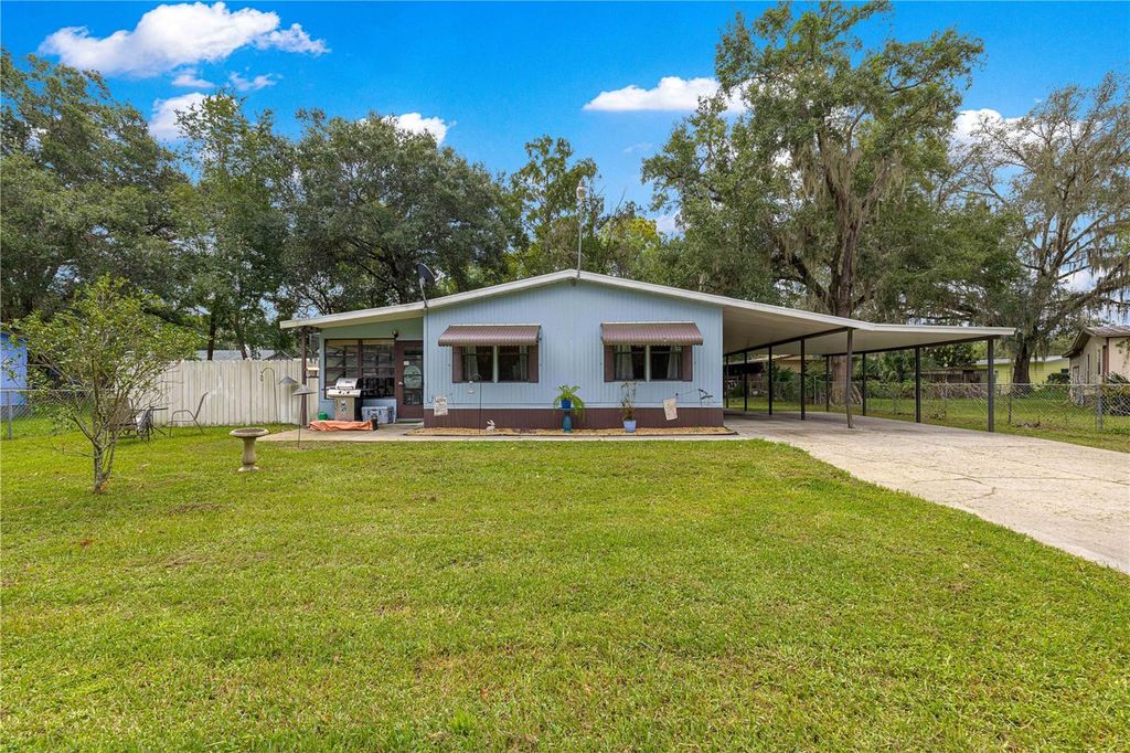 Photo of 3170 SW 89th Place, Ocala, FL 34476 (MLS # OM714418)