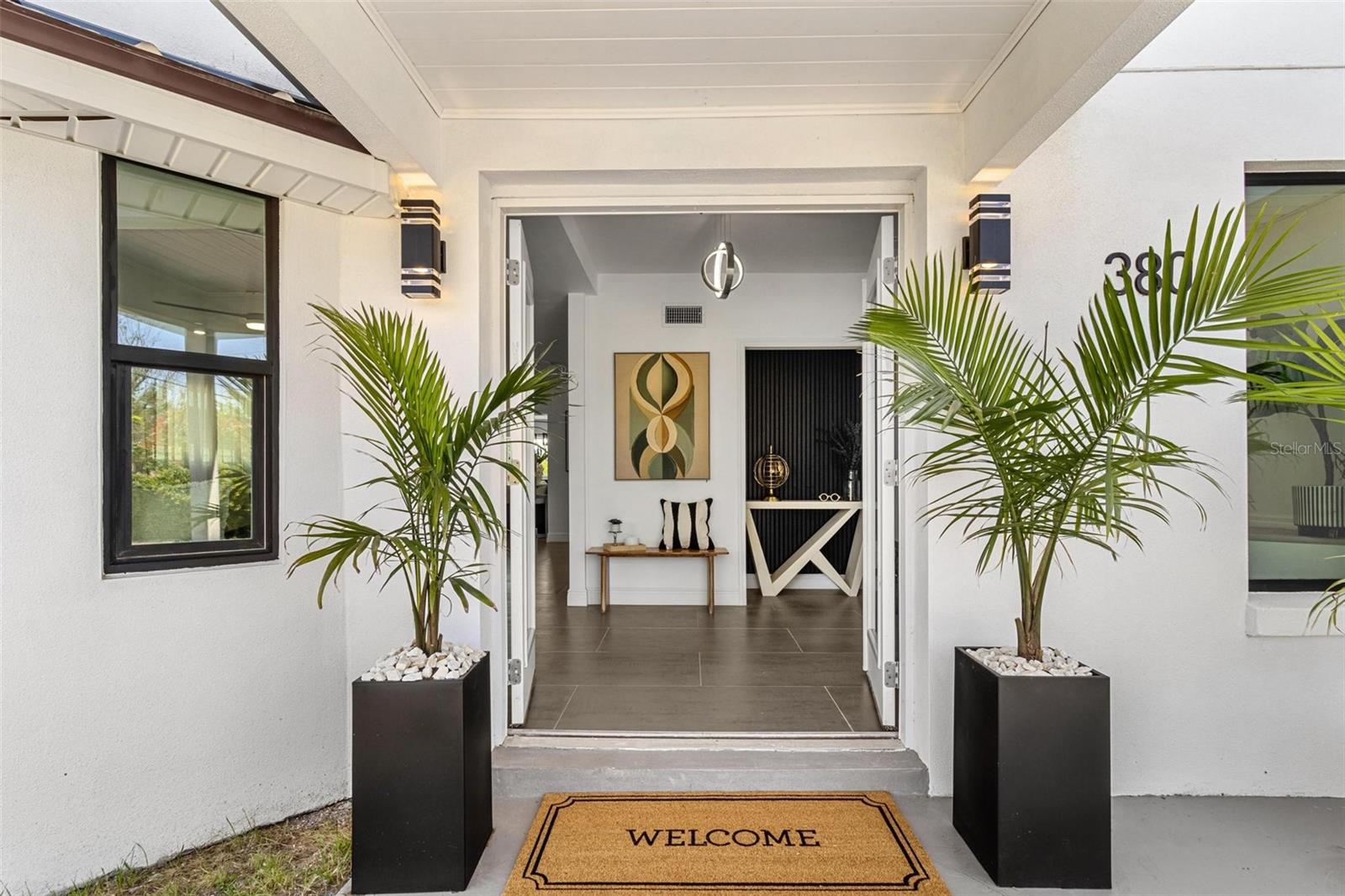 380 COLONY POINT ROAD S