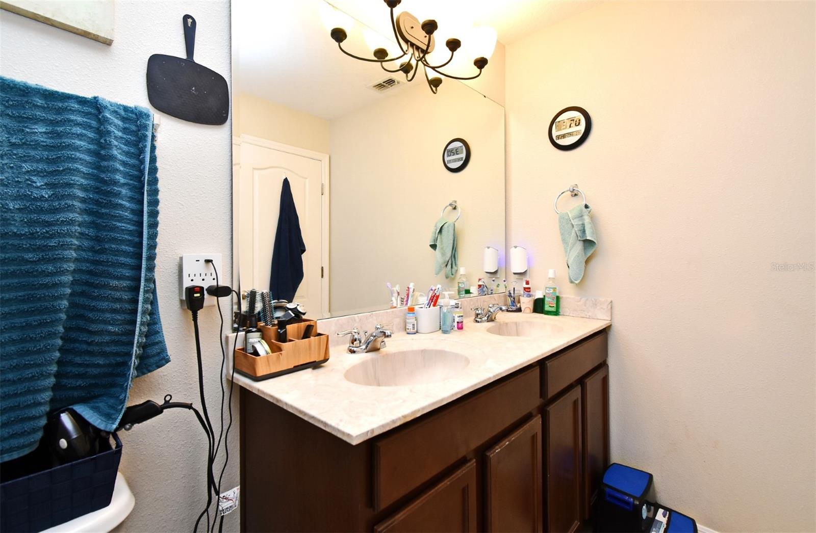 HANOVER POINTE REP - REP - Residential