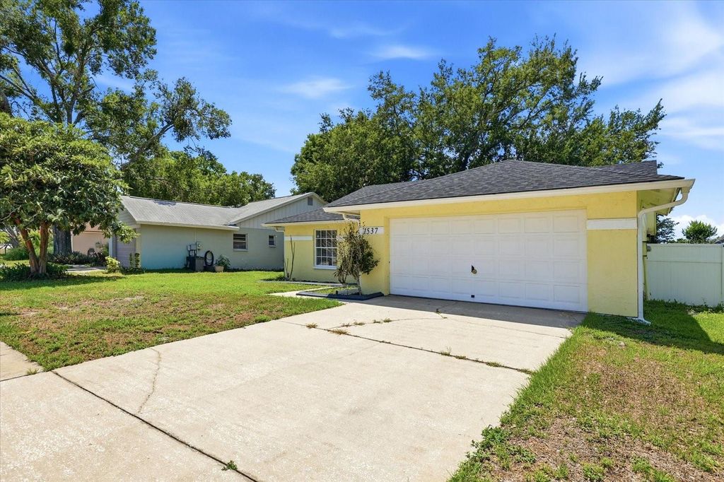 Photo of 1537 Gunsmith Drive, Lutz, FL 33559 (MLS # TB8480342)