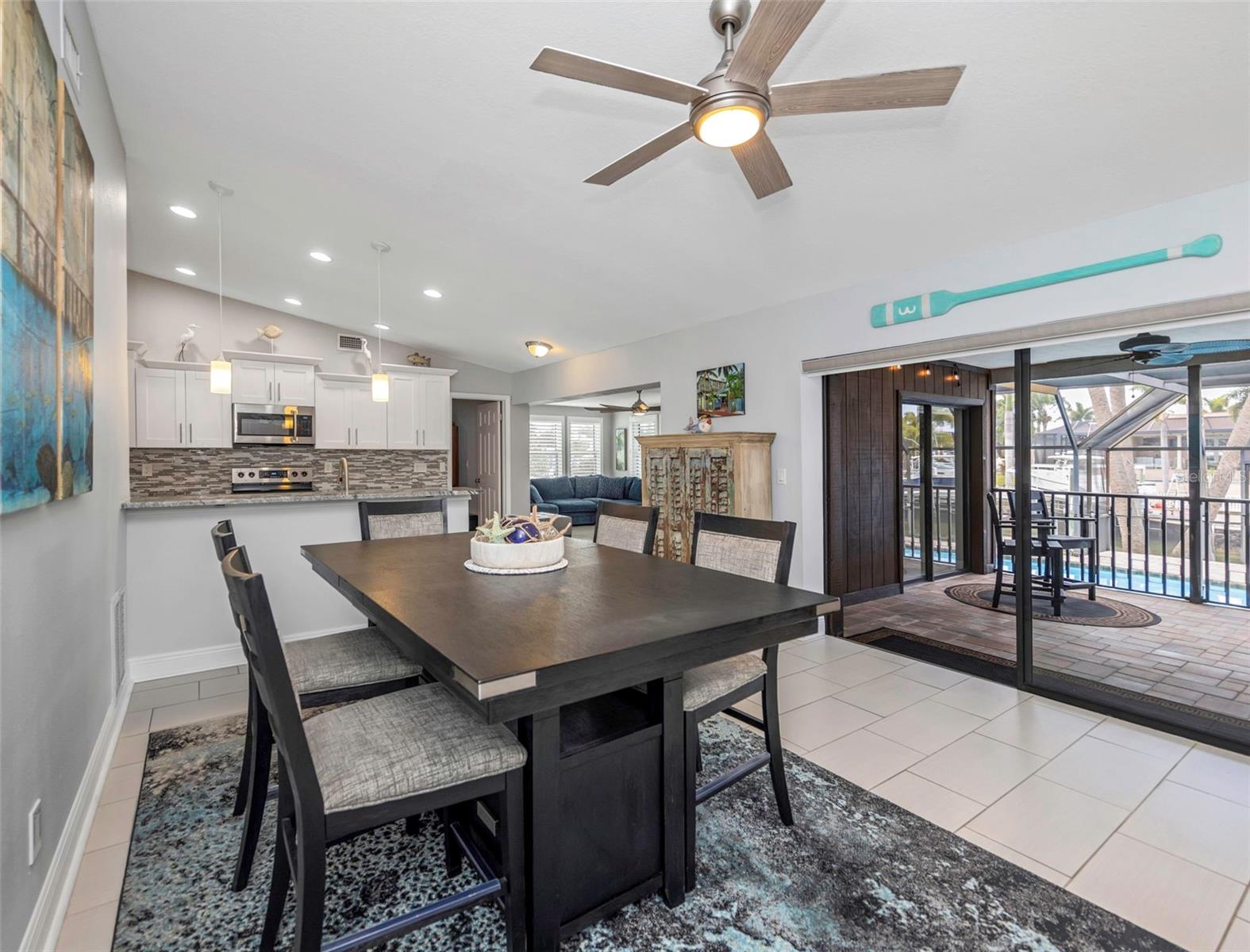 APOLLO BEACH UNIT 02 - Residential