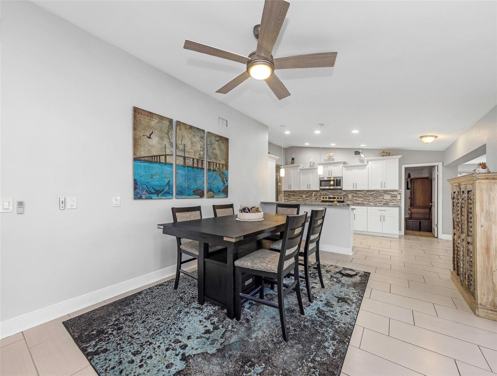 APOLLO BEACH UNIT 02 - Residential