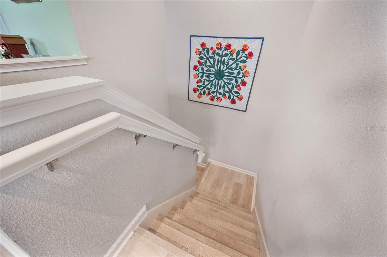 GOLDEN RDG - Residential