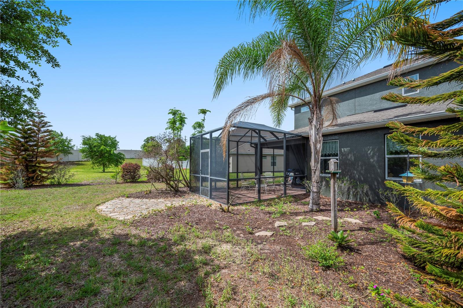 GOLDEN RDG - Residential