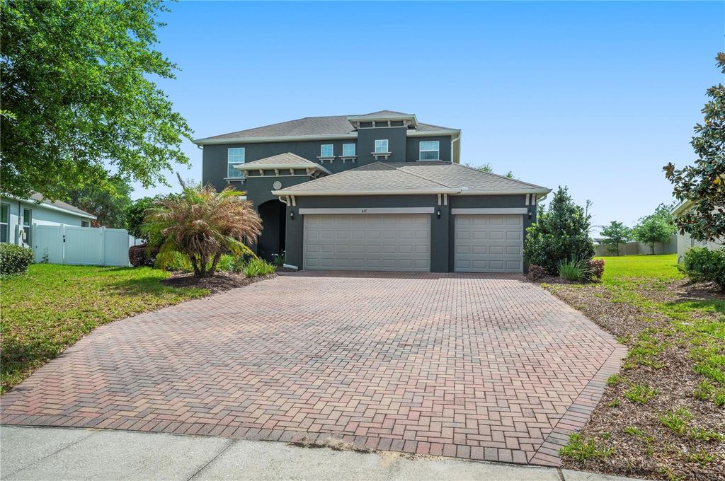 Photo of 437 Sapphire Drive, Davenport, FL 33837 (MLS # L4960996)