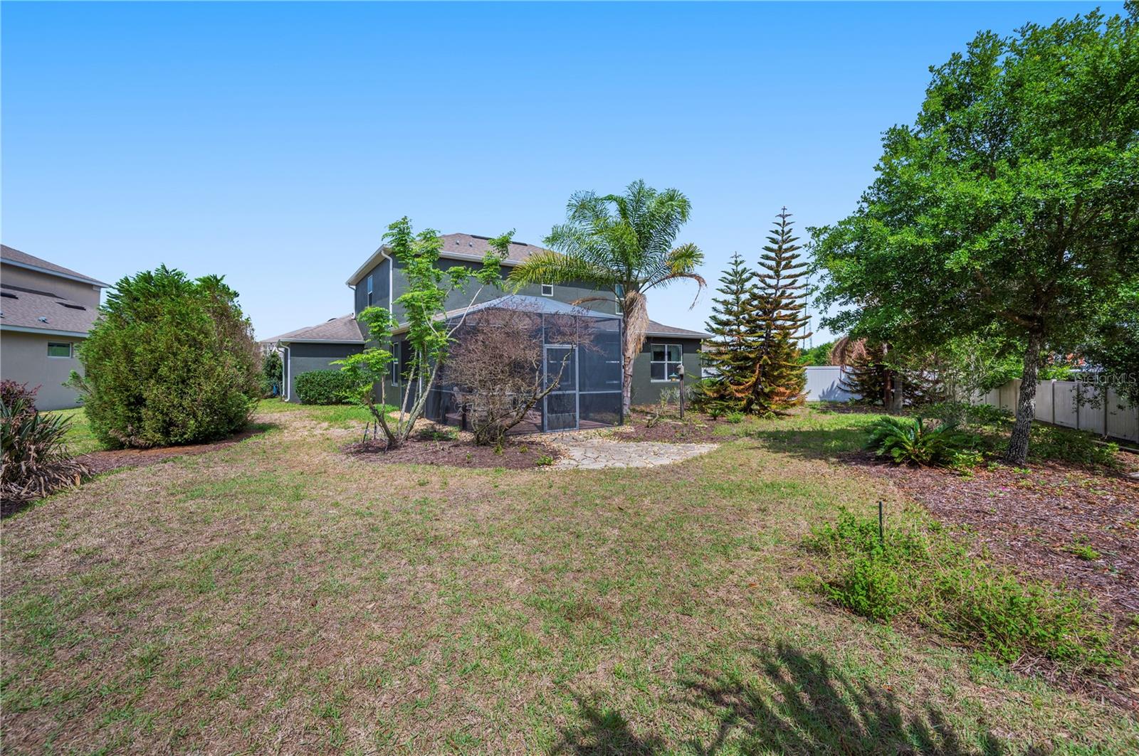 GOLDEN RDG - Residential