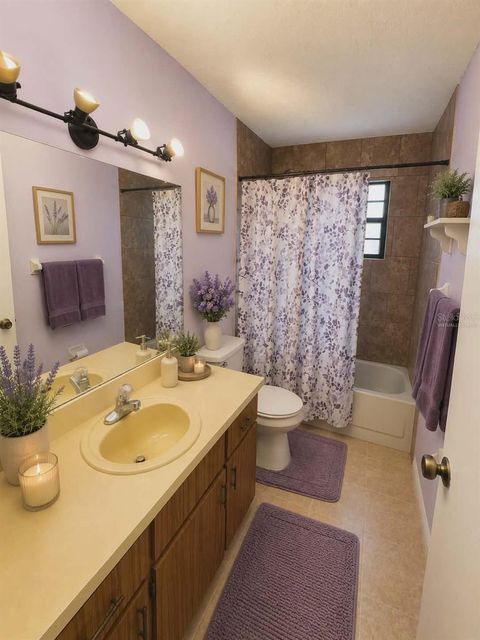 Tiny photo for 1018 NE 20th Street, Ocala, FL 34470 (MLS # OM725100)