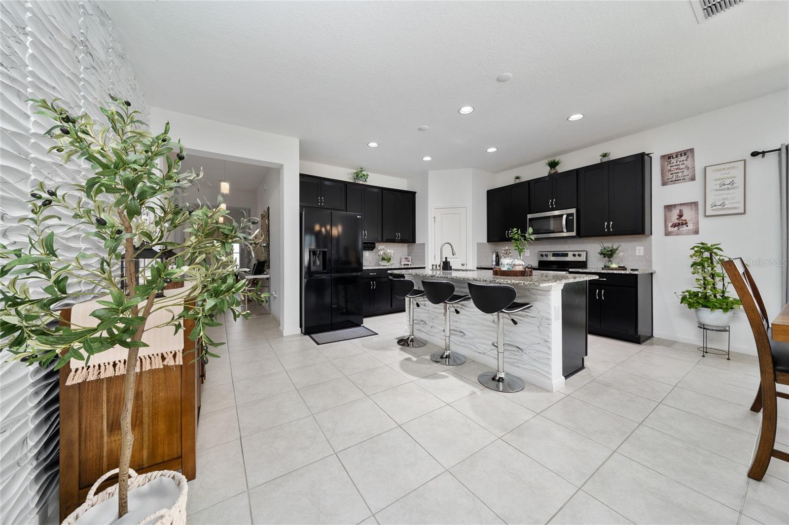 CYPRESS PARK ESTATES - Residential