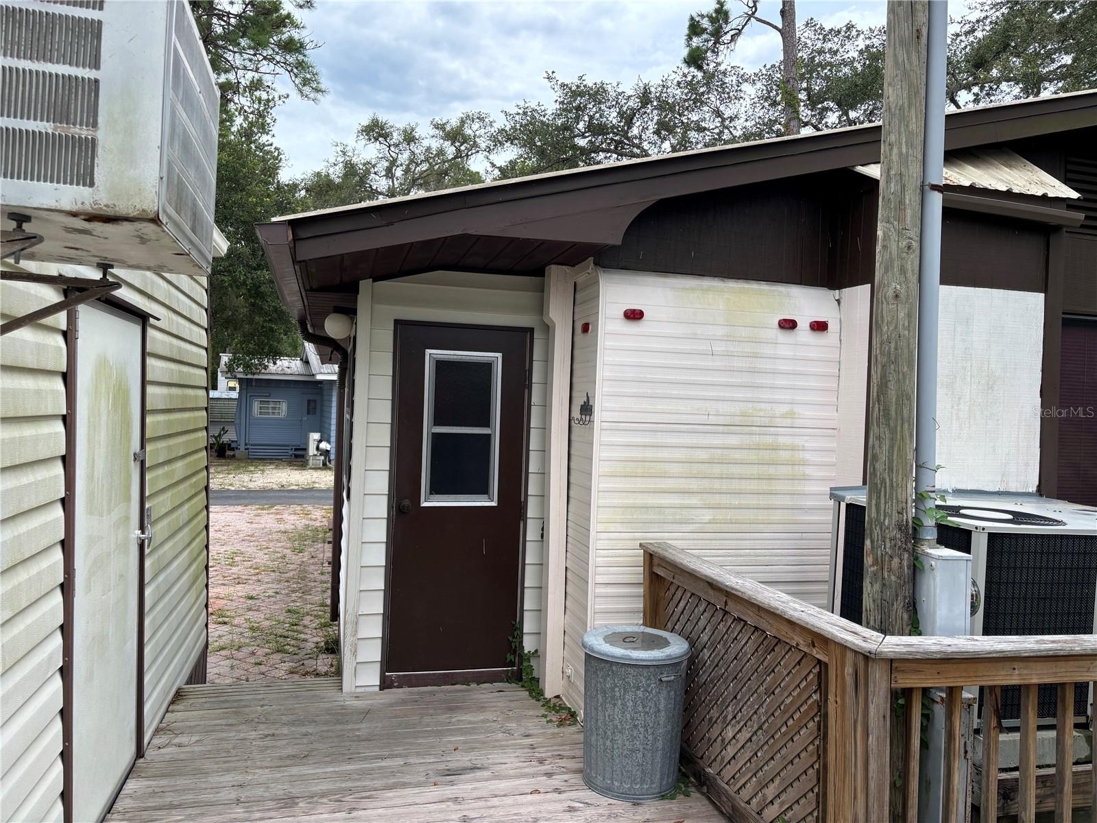 CAMPERS HOLIDAY - Residential