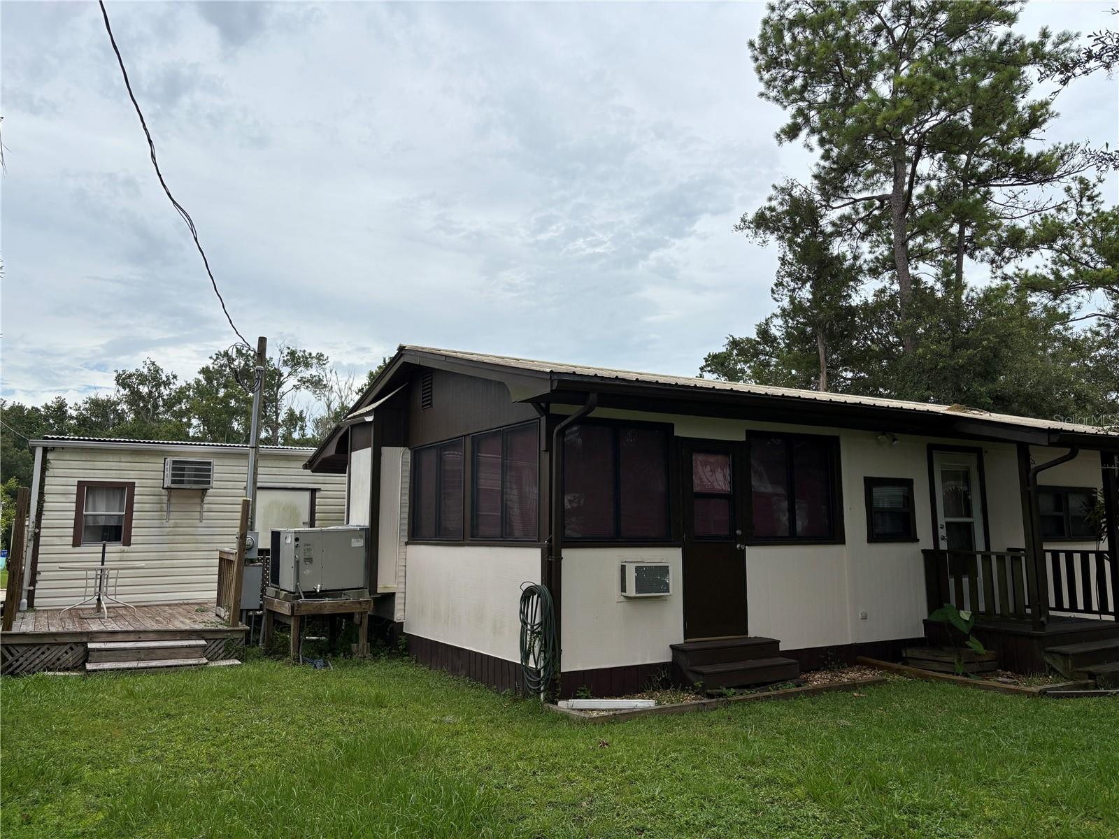 CAMPERS HOLIDAY - Residential