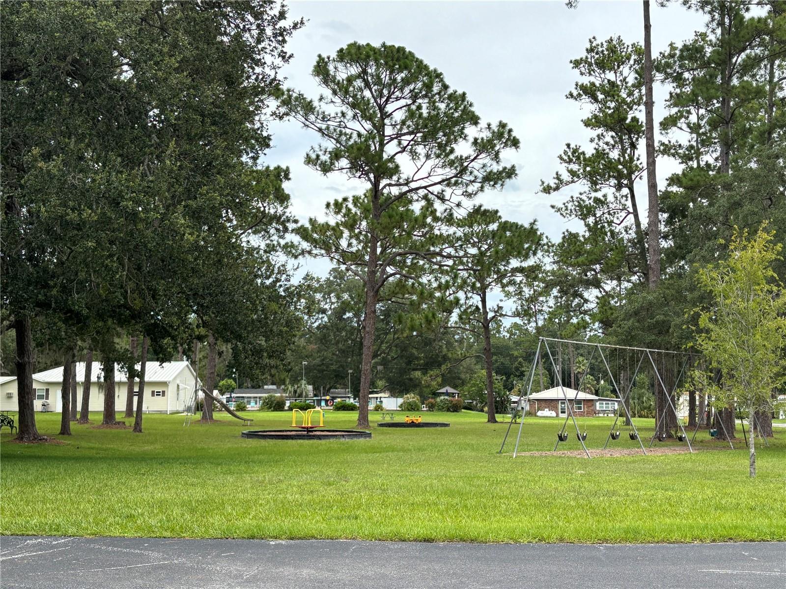 CAMPERS HOLIDAY - Residential
