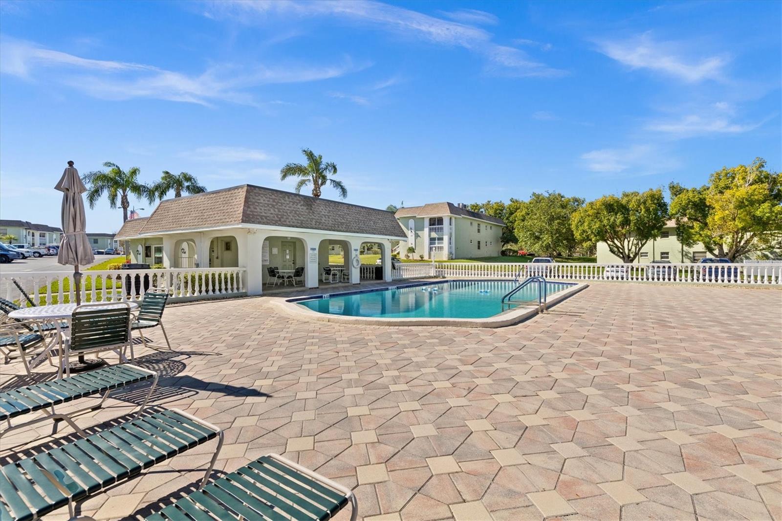 GREEN DOLPHIN PARK CONDO - Residential