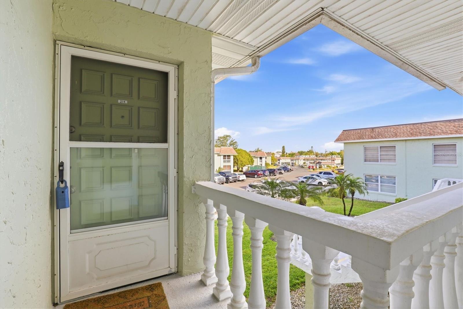 GREEN DOLPHIN PARK CONDO - Residential